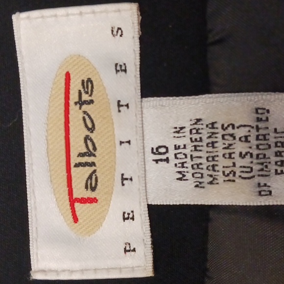 Talbots Petite size 16 women's black long sleeves blazer jacket. - Picture 12 of 17